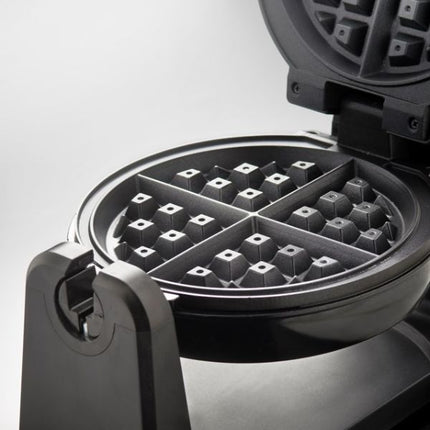 Quest Waffle Maker Rotating at Napev GH